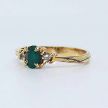 Load the image in the gallery,Athenaïs Ring 🐥 In vermeil, set with a tsavorite garnet and natural white stones
