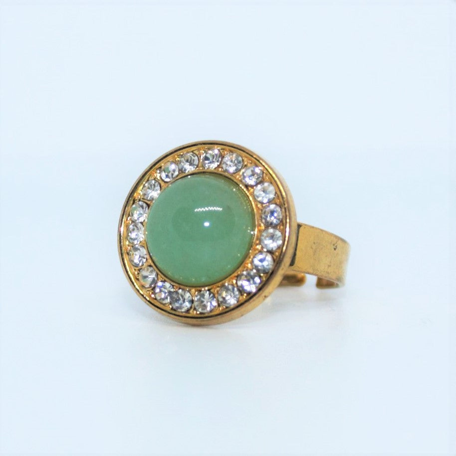 Annette Ring 🐥 Gold plated and set with green gemstones