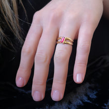 Load the image in the gallery,Bague fantaisie Antigone ◾ Cristal rouge
