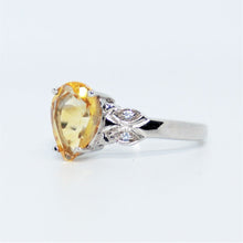 Load the image in the gallery,Bague Vintage Donatella ◾ Argent, citrine et topazes blanches
